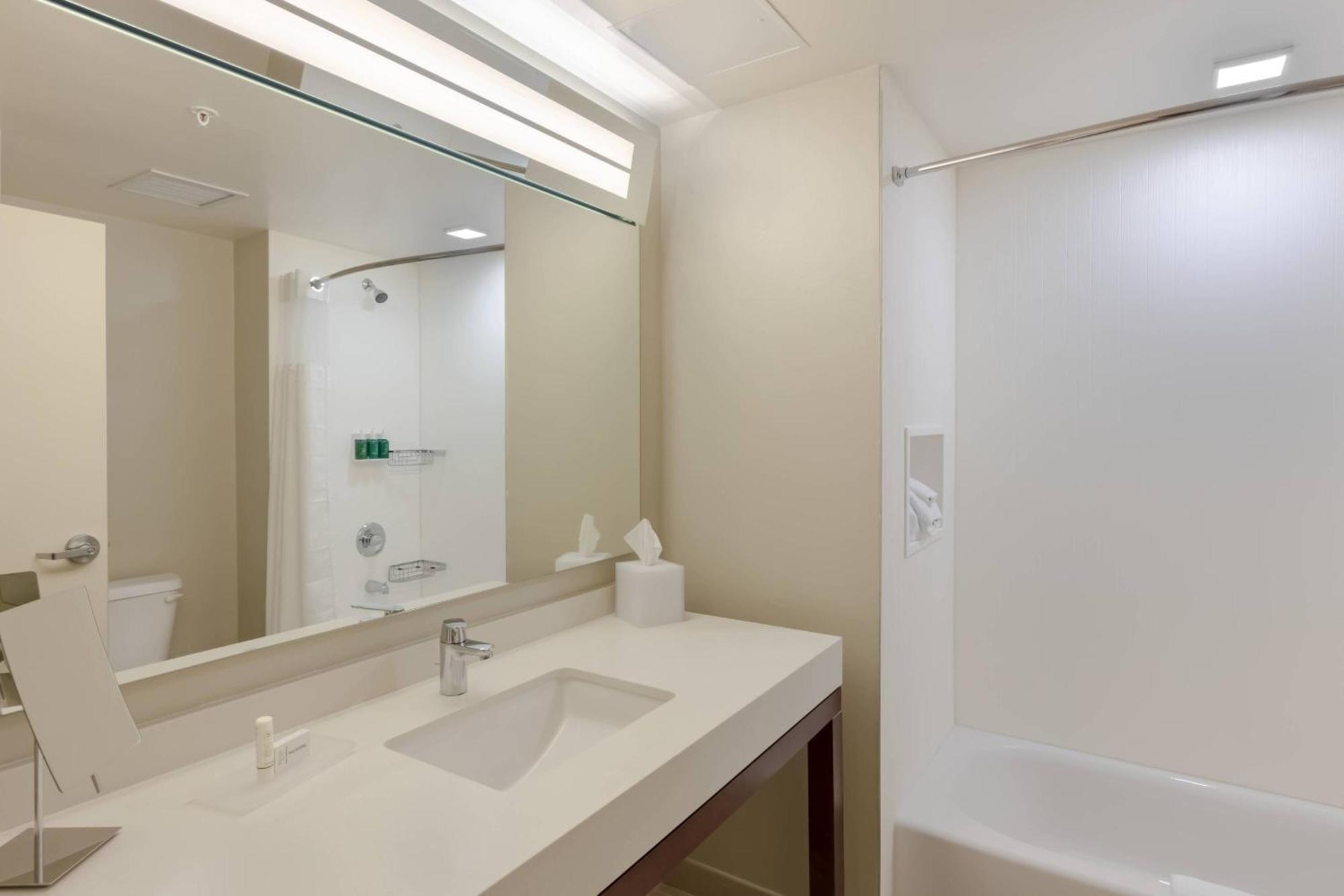 Courtyard By Marriott Savannah Airport Pooler Bagian luar foto