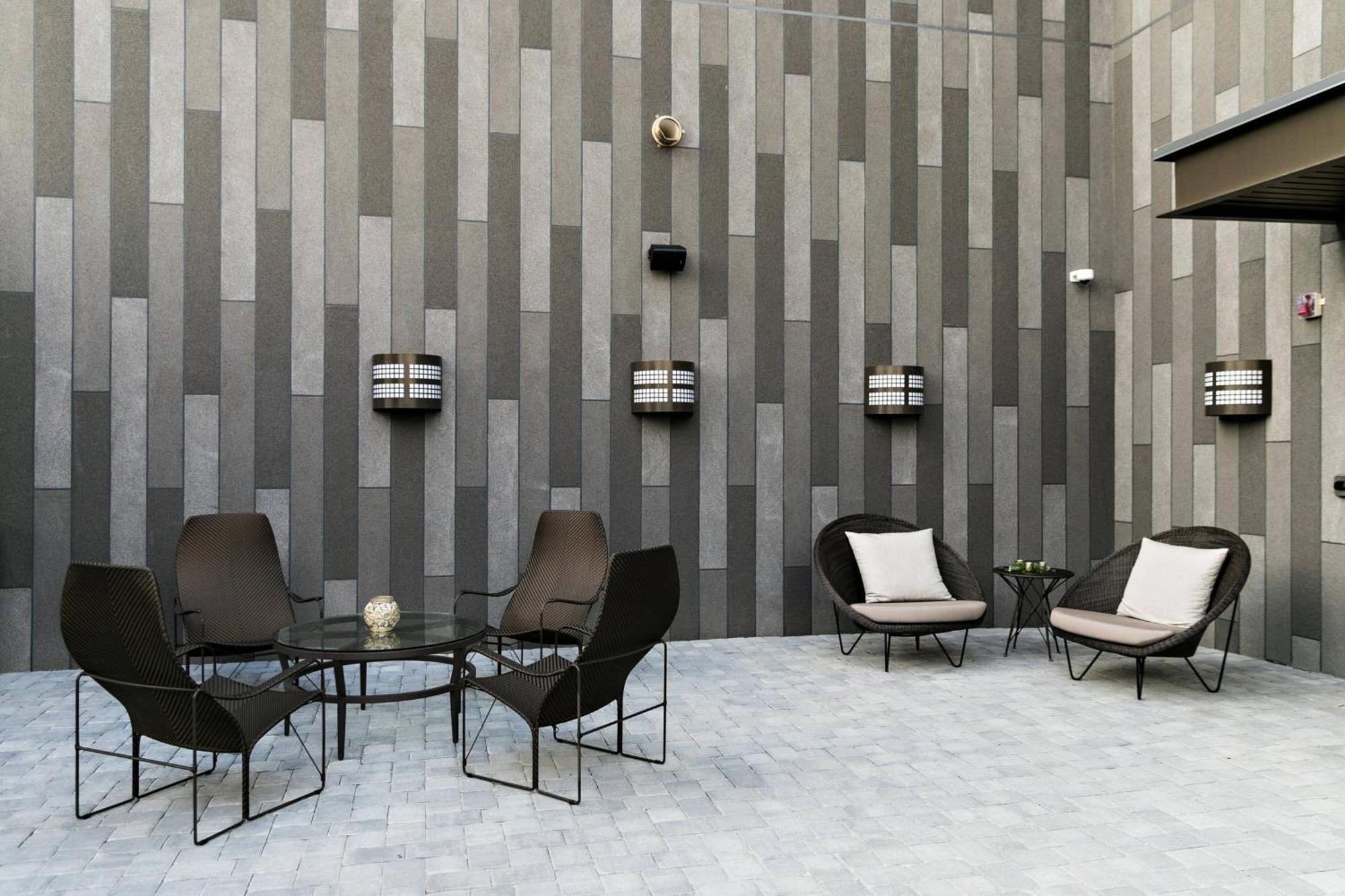 Courtyard By Marriott Savannah Airport Pooler Bagian luar foto