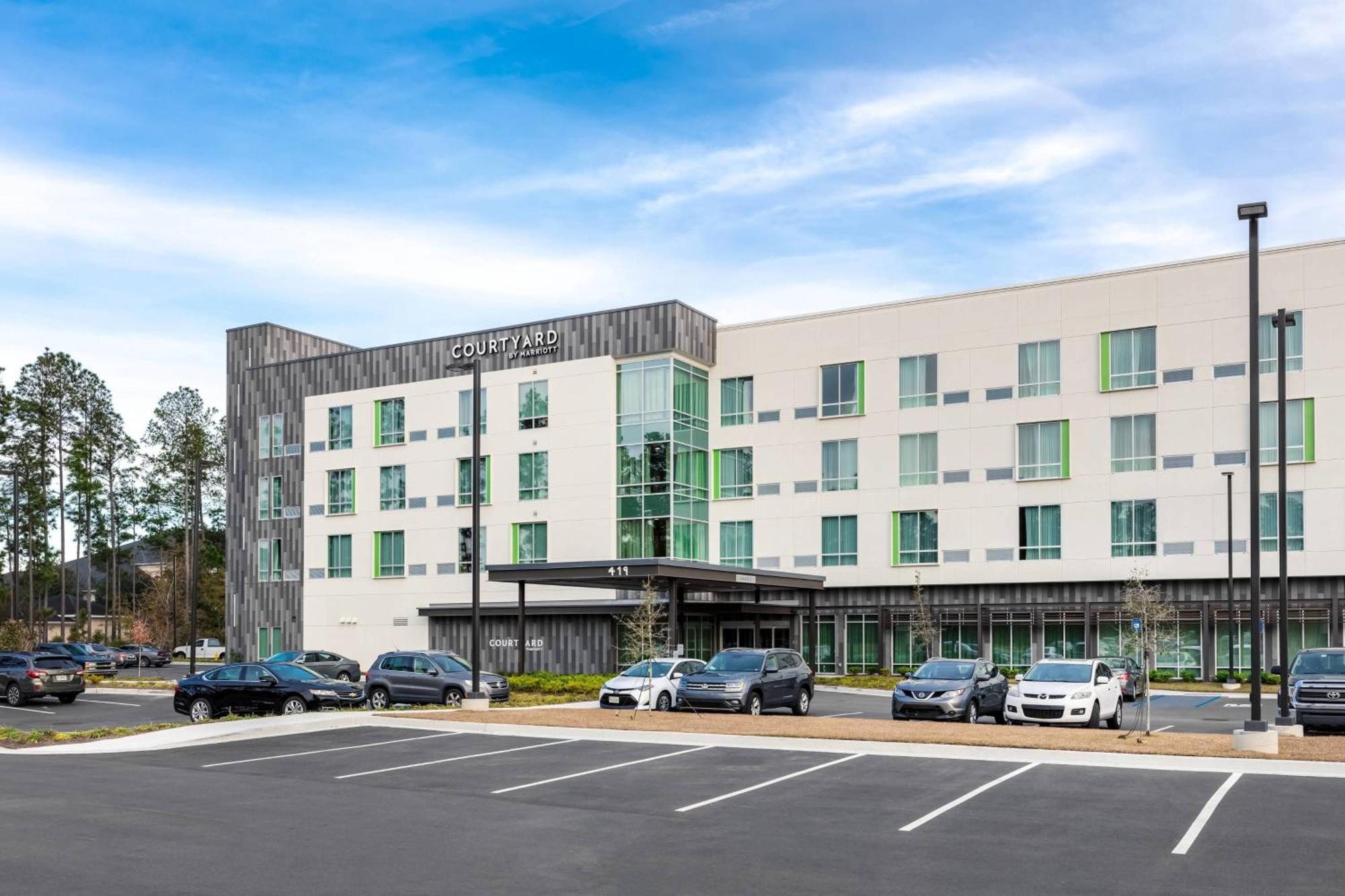 Courtyard By Marriott Savannah Airport Pooler Bagian luar foto